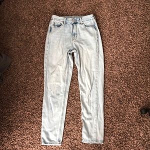 American Eagle Mom Jeans